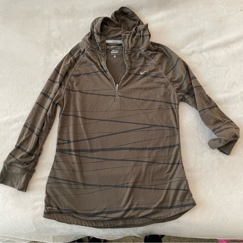 Nike Dri Fit Running Fitted Pullover L